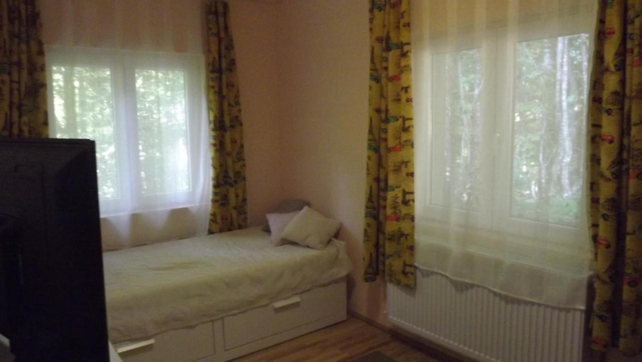 Casa De Oaspeti Boga Pietroasa  外观 照片