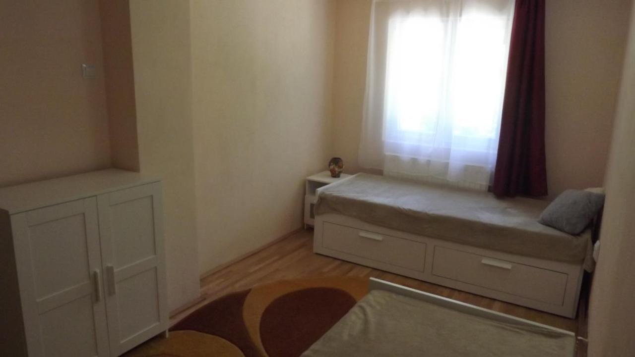 Casa De Oaspeti Boga Pietroasa  外观 照片